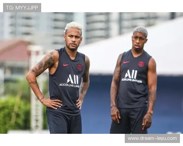 内马尔对阵顶级后卫表现解析：过人成功率与压制能力