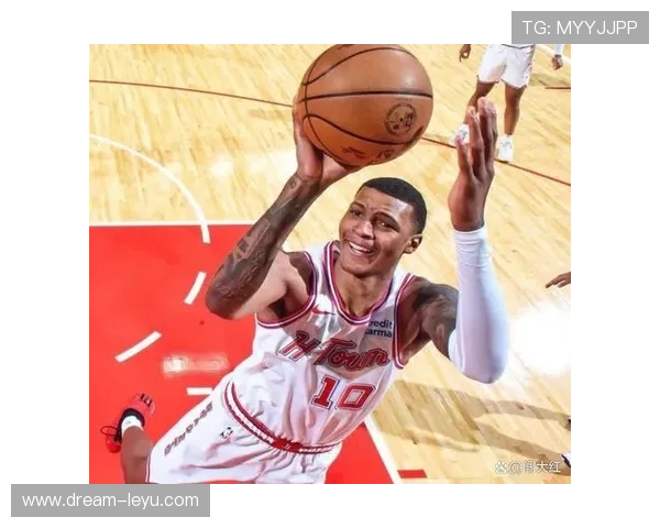 内线组织者申京高位挡拆胜单打为格林拉开空间