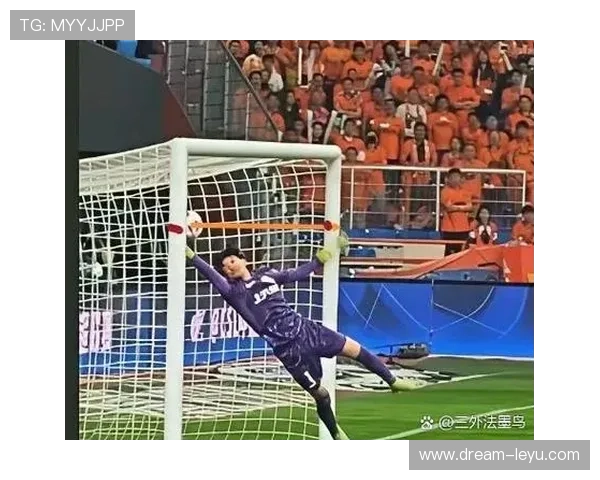 提问科普型：足球判罚中“整体过门线”规则到底怎么判？