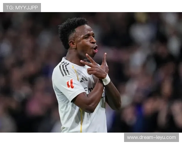 维尼修斯在皇马体系中的角色定位与战术依赖度解析