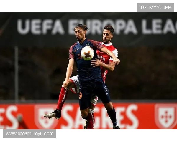 多特蒙德防守问题反复出现，近期表现波动对赛季走势形成制约